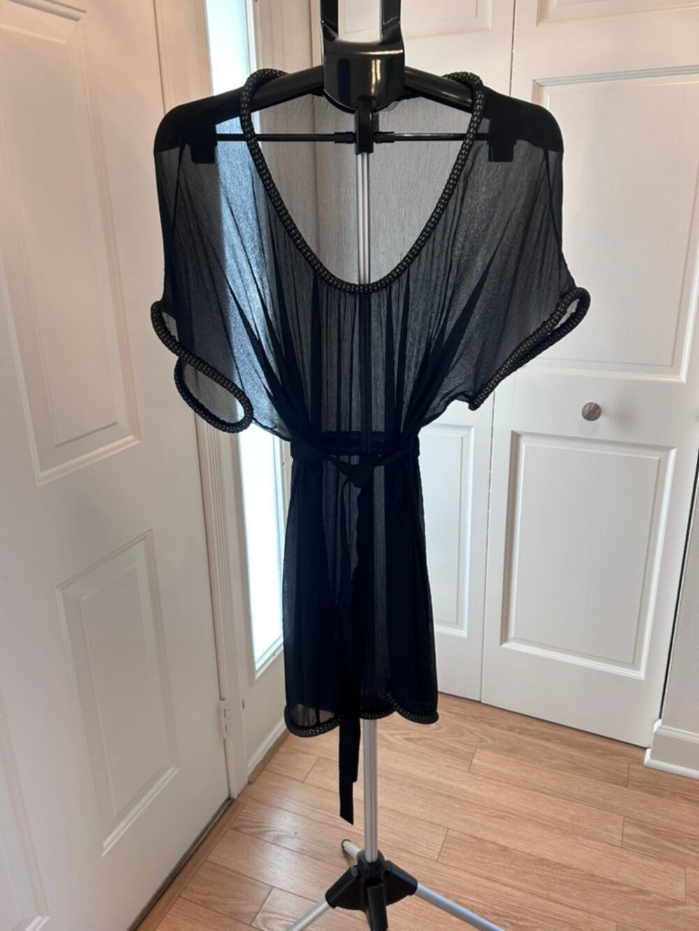 Diane von Furstenberg 100% Silk Sheer Black Cover-Up Robe – Size 2